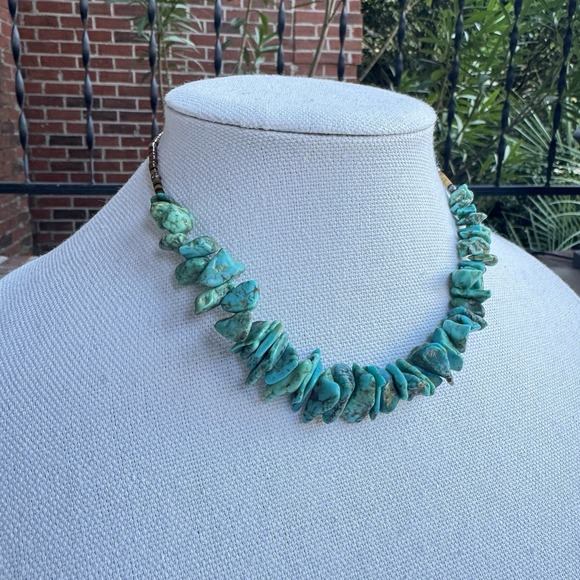 Vintage Turquoise Nugget & Heishi Bead Necklace Southwestern Style Choker 16" - Picture 3 of 10